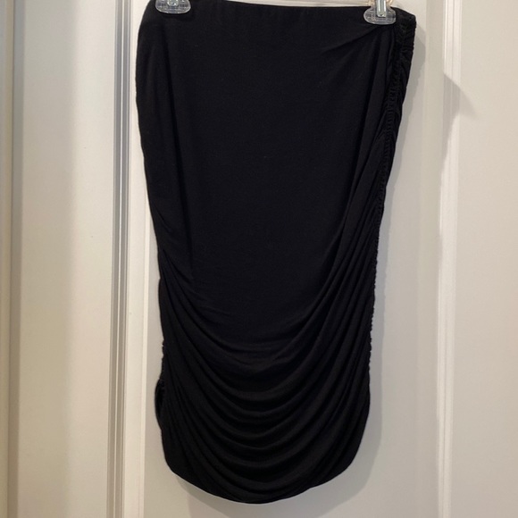 Max Studio Dresses & Skirts - Stretchy pencil skirt